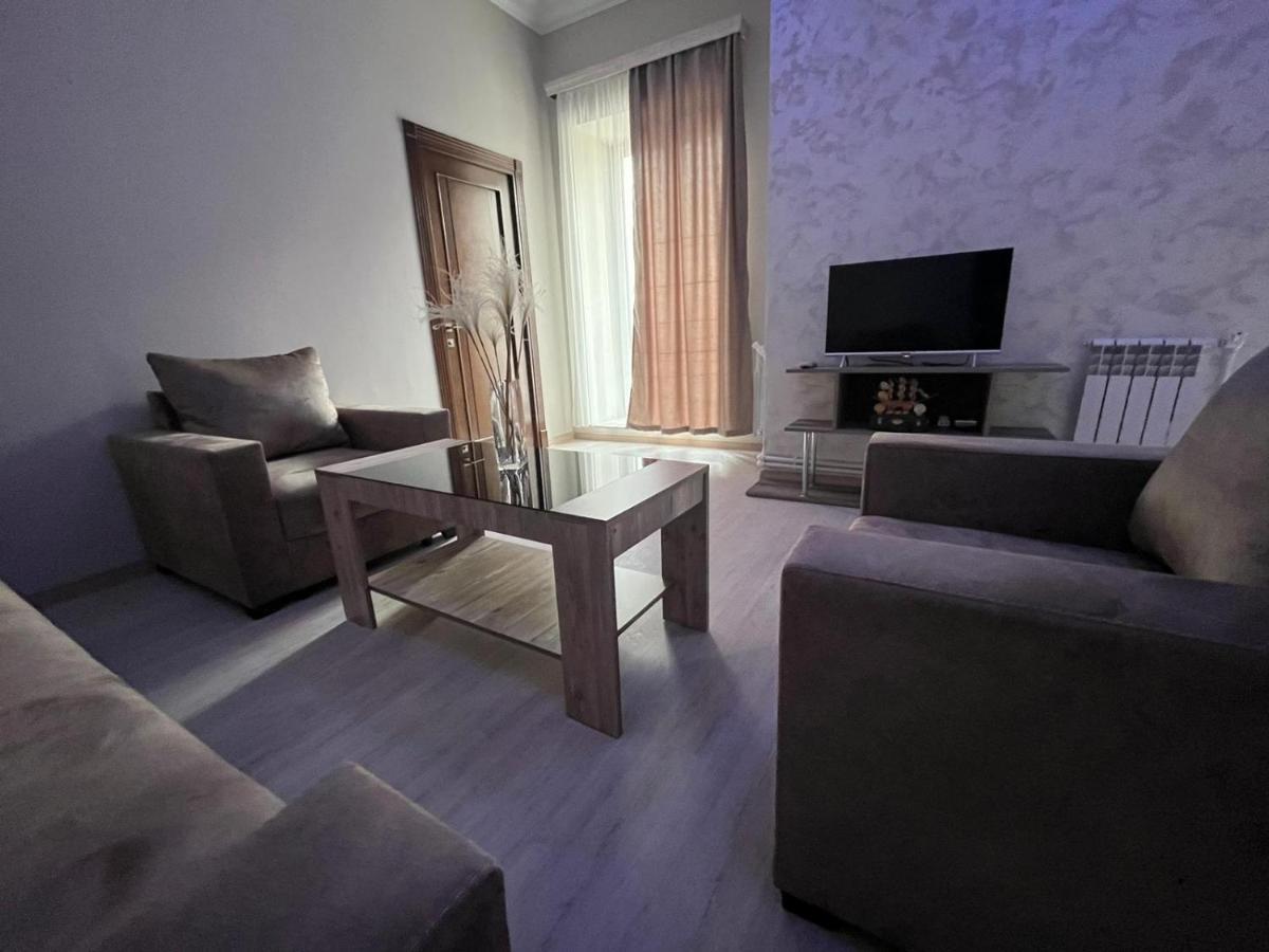 Appartement In Erevan Exterior foto